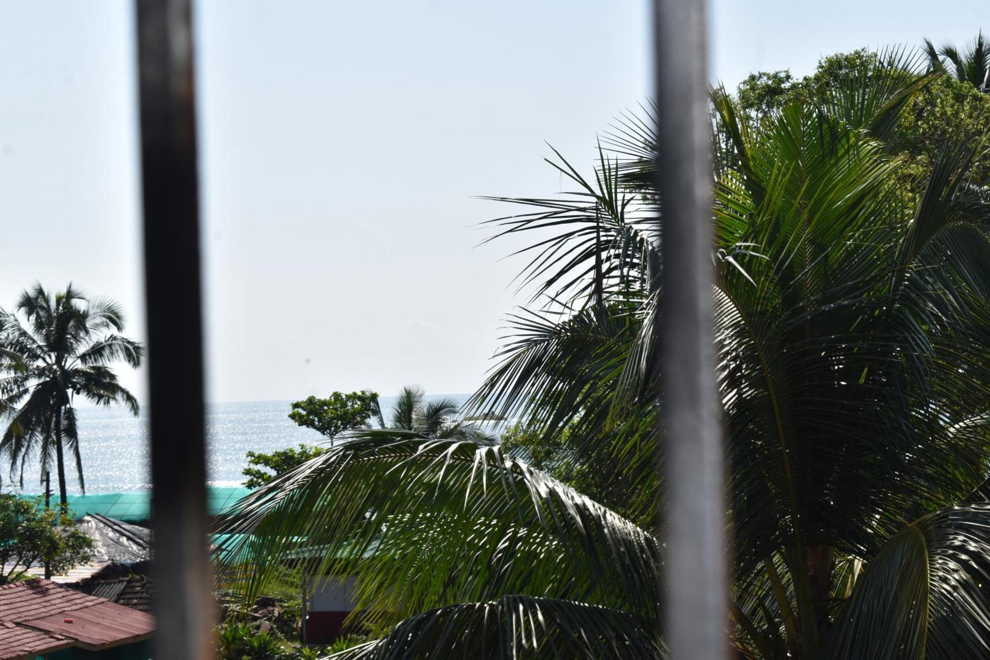 Gundappa Cafe Gokarna Kudle Beach 外观 照片