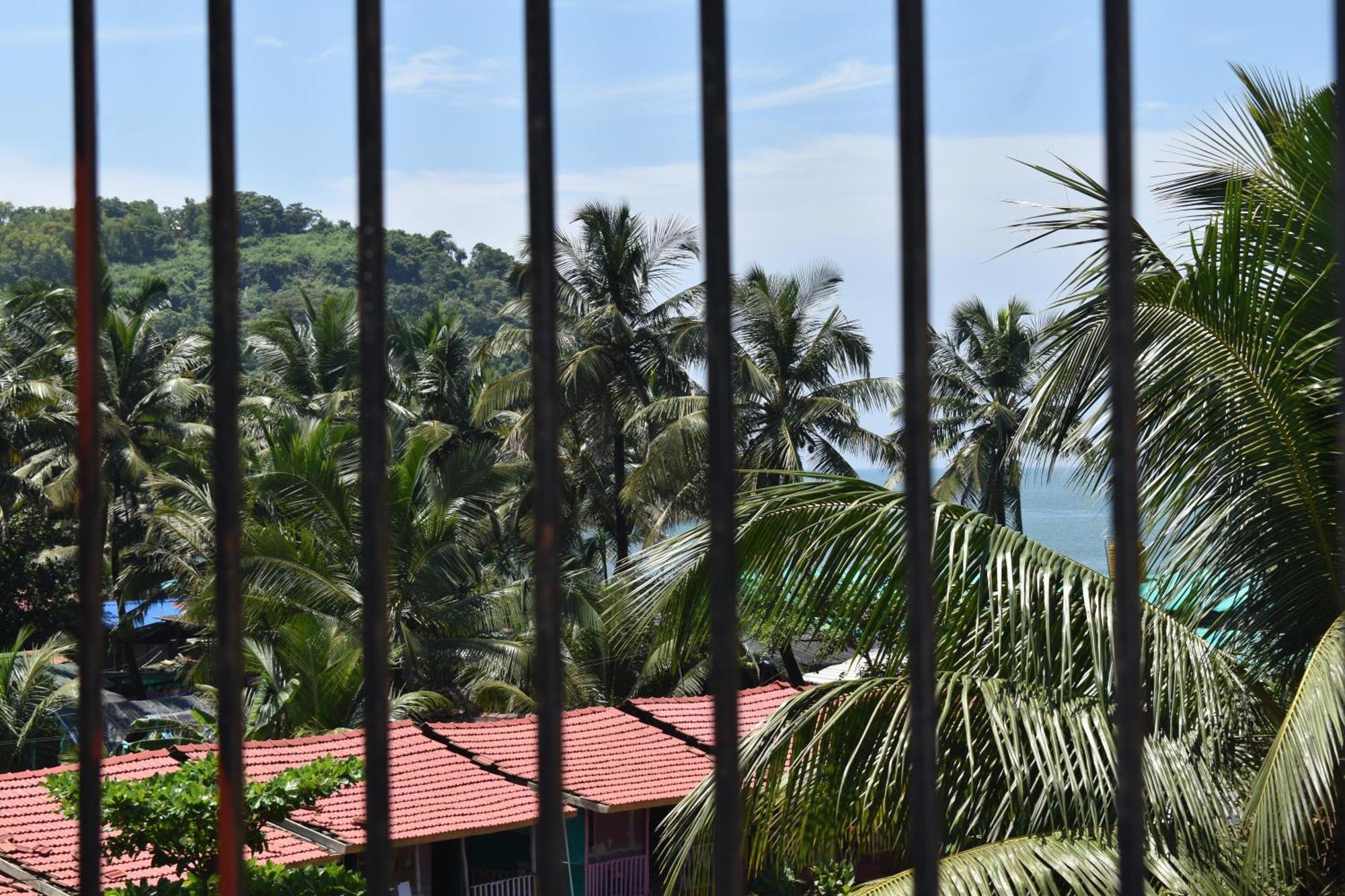 Gundappa Cafe Gokarna Kudle Beach 外观 照片
