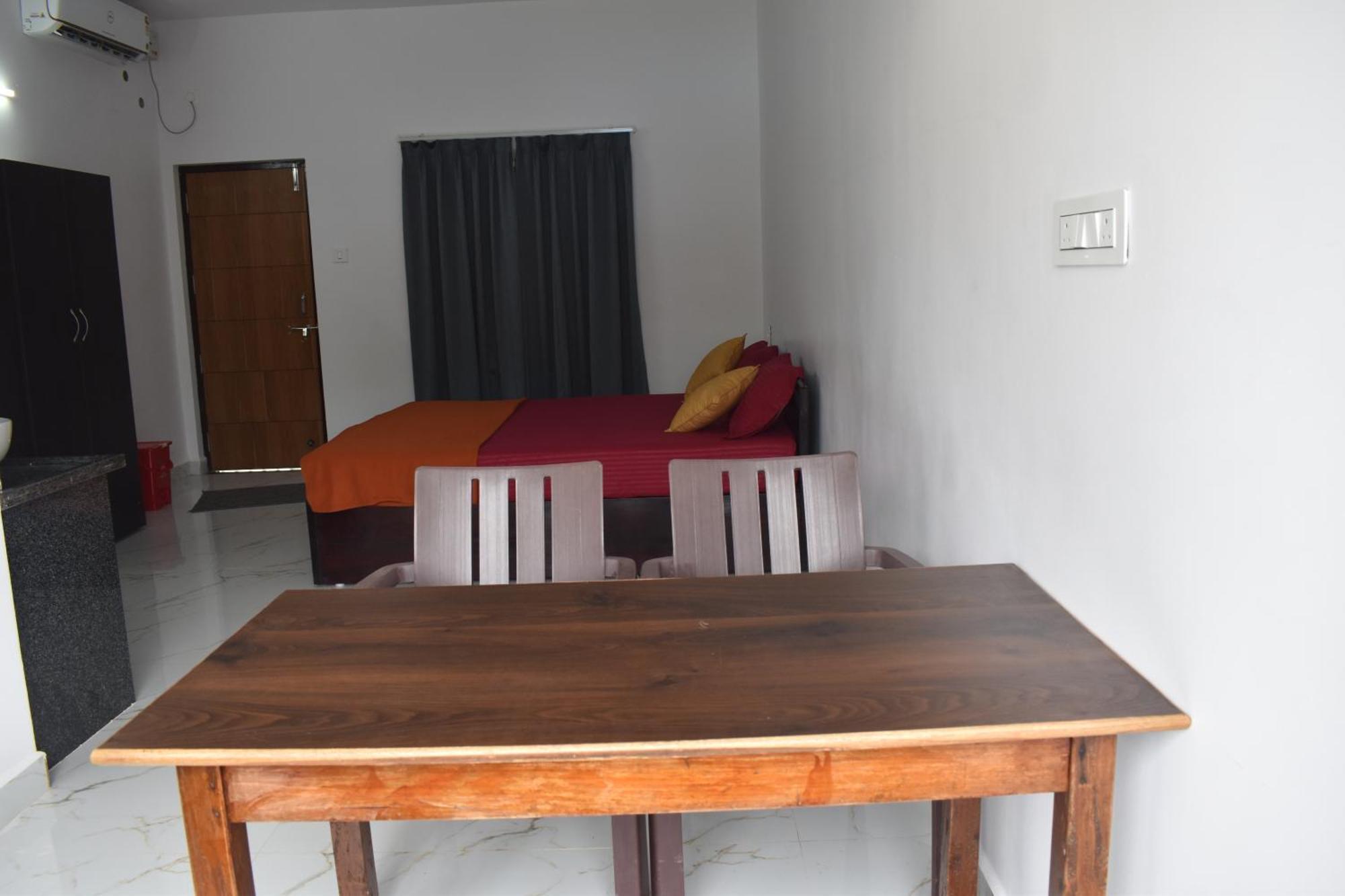 Gundappa Cafe Gokarna Kudle Beach 外观 照片